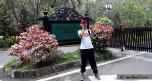 Orang Gila selfie di Bukit Cerakah, Shah Alam